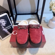 【GUCCI】ファースリッポンレディース