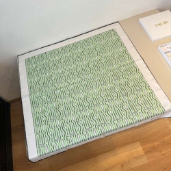 ディオール 新作90cmシルクスカーフ 90x90cm