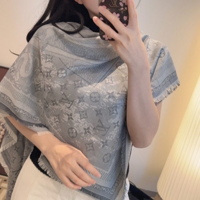 ルイ ヴィトン 100％ウールストール 140 x140cm