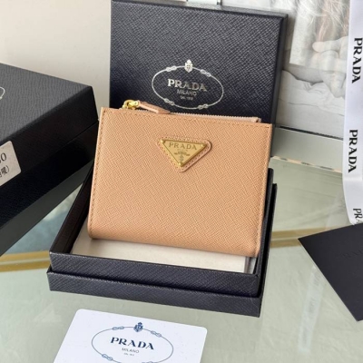 PRADA 二つ折り財布 サフィアーノレザー メンズ 10×9×2cm