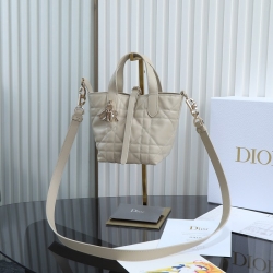 ディオール ハンドバッグ トゥジュール 13×15×12cm