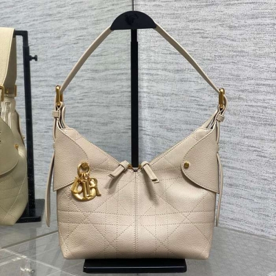 ディオール ハンドバッグ ヴォヤージュ 23×15×9.5cm