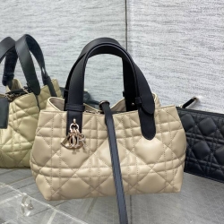 ディオール ハンドバッグ トゥジュール 23×15×15cm