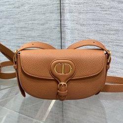 ディオール ショルダーバッグ ボビー 21×12×5.1cm