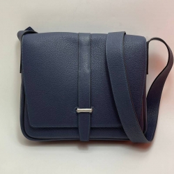 HERMES スティーブライトジュニア メッセンジャーバッグ ユニセックス 27×23×5cm