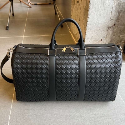 BOTTEGA VENETA イントレチャート ウィークエンドバッグ メンズ 50×27×24cm