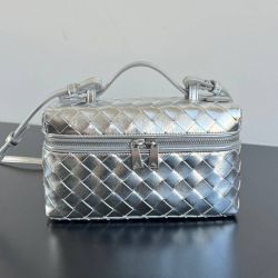 BV ショルダーバッグ レザー ポーチ 化粧ポーチ 22×12.5×5cm