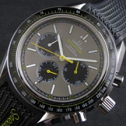 OMEGA スピードマスター レーシング クロノグラフ クォーツ搭載