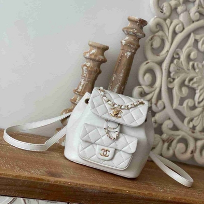 シャネル スタイル デュマ リュック サイズ：18×18×12cm