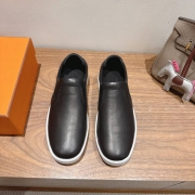 【HERMES】25新作スリッポンレザースリッポンメンズレディース