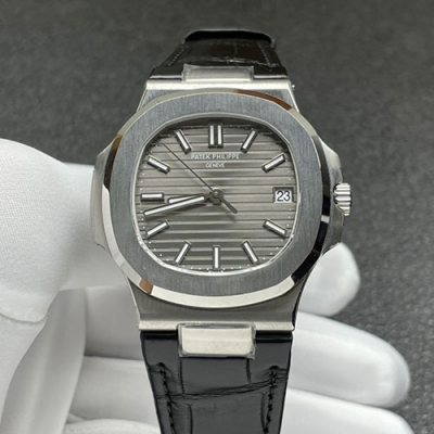 PATEK PHILIPPE 5711G-001 ノーチラス WG 日本一流コピー