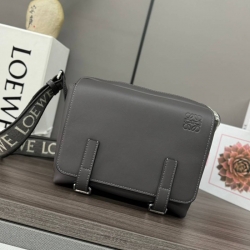 LOEWE ミリタリー メッセンジャーバッグ レザー×ジャカード メンズ 24.5×18×10.5cm