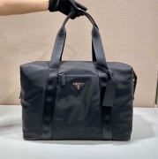 PRADA トラベルバッグ リサイクルナイロン メンズ 44.5×40×24cm