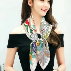 エルメス プレミアムスカーフ 90x90