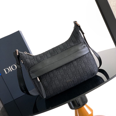 DIOR ライダー ソフト ショルダーバッグ オブリーク メンズ 25×22×9cm