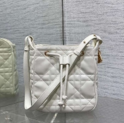 ディオール バケツバッグ カロ 17×19.5×11cm