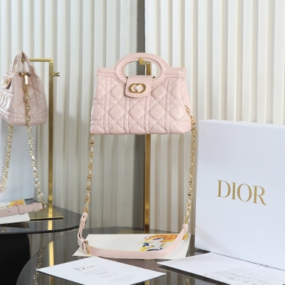 ディオール ショルダーバッグ ジョリー 18.5×13×8.5cm