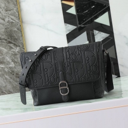 DIOR デイリー メッセンジャーバッグ ディオールグラヴィティ レザー メンズ 31×25×13cm