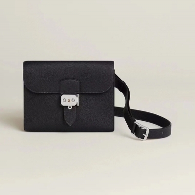 HERMES サックアデペッシュ メッセンジャーバッグ ユニセックス 21×17×4cm