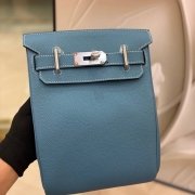 HERMES ハックアドス バックパック スモール ユニセックス 21×27×8cm