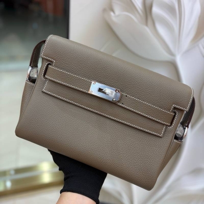 HERMES ケリーメッセンジャー ショルダーバッグ ユニセックス 25×20×8cm