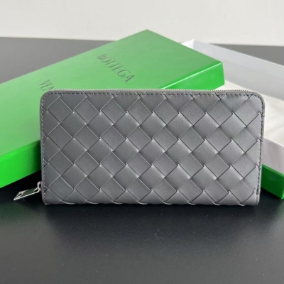 BOTTEGA VENETA イントレチャート ロングウォレット メンズ 19×10×2cm