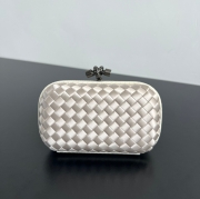 BOTTEGA VENETA ノット シルク編み スネークスキン クラッチ レディース 16×10×5cm