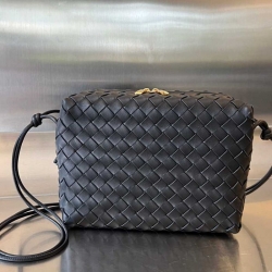 BV ショルダーバッグ レザー ハンドバッグ 25×18×11cm