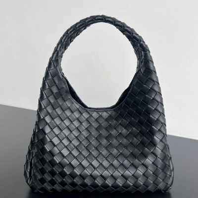 BV ショルダーバッグ レザー ハンドバッグ カンパーナ 33×20×16.5cm