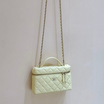 シャネル ハンドバッグ 14×19×5cm