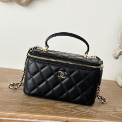 シャネル ポーチ 9.5×17×8cm