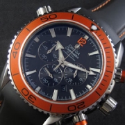 OMEGA シーマスター プラネットオーシャン クォーツ搭載 精巧設計