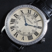 CARTIER ロンド メンズ電池式 人気モデル