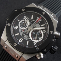 HUBLOT ビッグバン ウニコキング クォーツ搭載