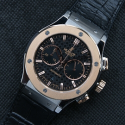 HUBLOT クラシックフュージョン エンボスブラック文字盤 激安ストア