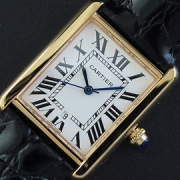 CARTIER タンクアングレーズ クォーツ搭載