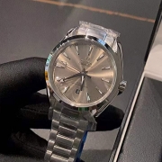 OMEGA 220.10.38.20.09.001 シーマスター アクアテラ シェード