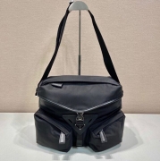 PRADA ショルダーバッグ リサイクルナイロン メンズ 29×23×15cm