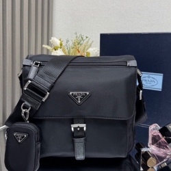 PRADA ショルダーバッグ リサイクルナイロン ユニセックス 25×22×10cm