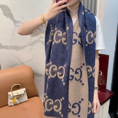 グッチ 新作 大G両面カシミヤスカーフ。100％カシミヤ 45x200cm