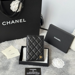 CHANEL パスポートケース カーフレザー ユニセックス 14.5×10.5×2cm