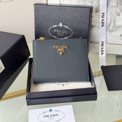 PRADA 二つ折り財布 サフィアーノレザー メンズ 10×9×2cm