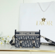 ディオール ショルダーバッグ キャンプ 23×15×8cm