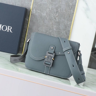 DIOR サドル メッセンジャーバッグ カーフレザー メンズ 23×17.5×6cm