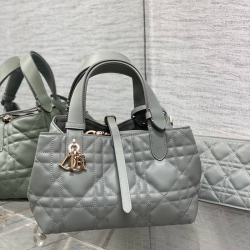 ディオール ハンドバッグ トゥジュール 23×15×15cm