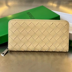 BOTTEGA VENETA イントレチャート ロングウォレット メンズ 19×10×2cm