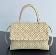 BV ショルダーバッグ レザー ハンドバッグ パッティ 19×26×11cm