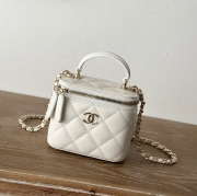 シャネル ポーチ 10×7×9cm