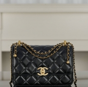 シャネル ショルダーバッグ 14.5×22×8cm