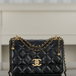 シャネル ショルダーバッグ 14.5×22×8cm